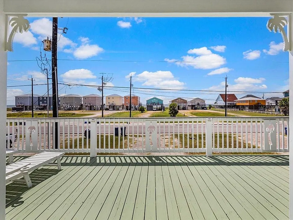 2927 Blue Water Hwy