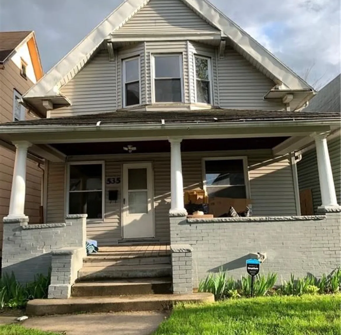 3 bed, 1203 sqft, $1,200 — Photo 1