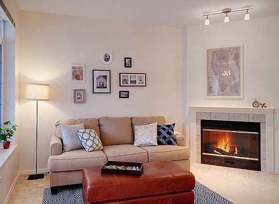 3rd image of 18505 SE Newport Way Unit D119