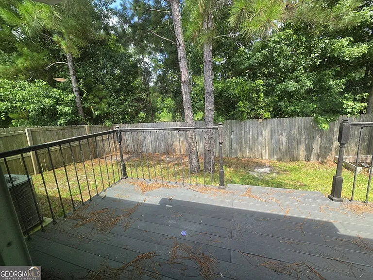152 Ashwood Cir — Photo 33