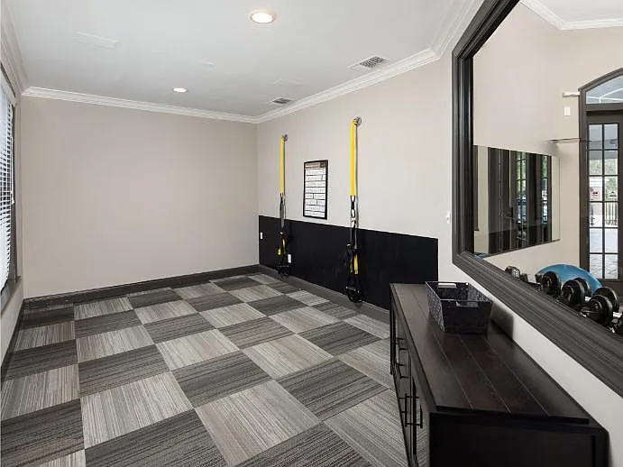 The Grand Reserve at Park Isle Apartments — Photo 25