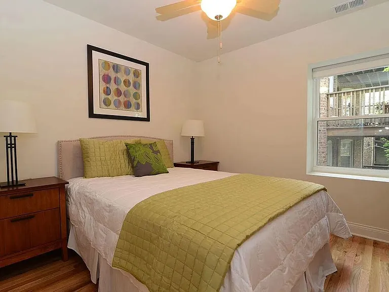 4520 N Beacon — Photo 4