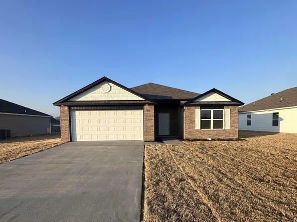 107 Powder River Dr, Beebe, AR 72012