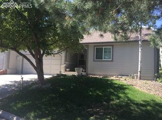 120 Cobblestone Dr, Colorado Springs, CO 80906