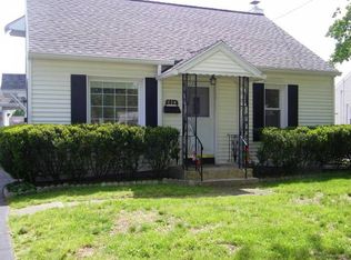 238 W Ivy St, East Rochester, NY 14445