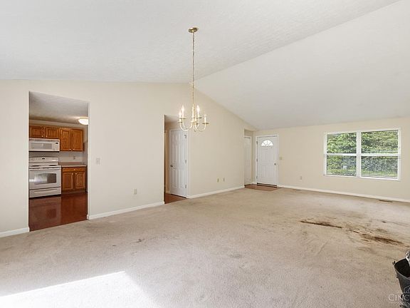 4th image of 3946 Cain Run Rd