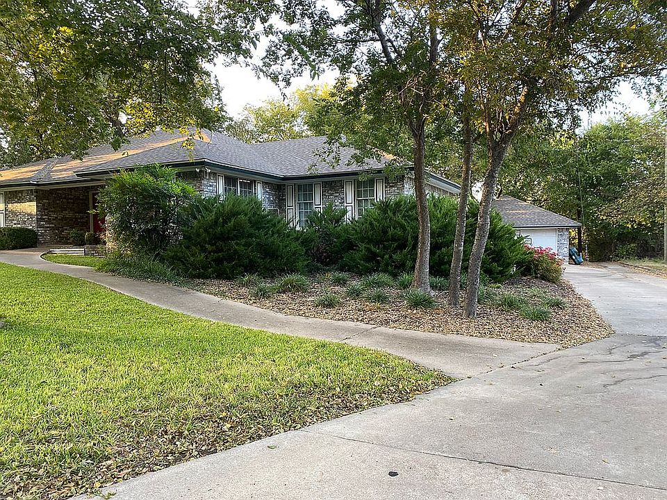 1st image of 701 Prairie Wind Blvd