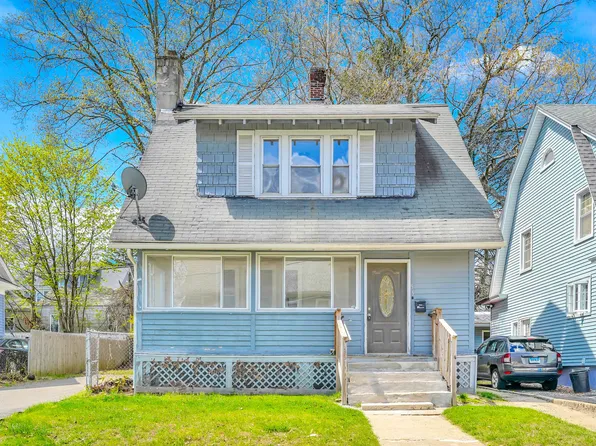 55 Clifton Ave, Waterbury, CT 06710