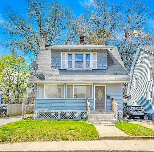 55 Clifton Ave Photo 1