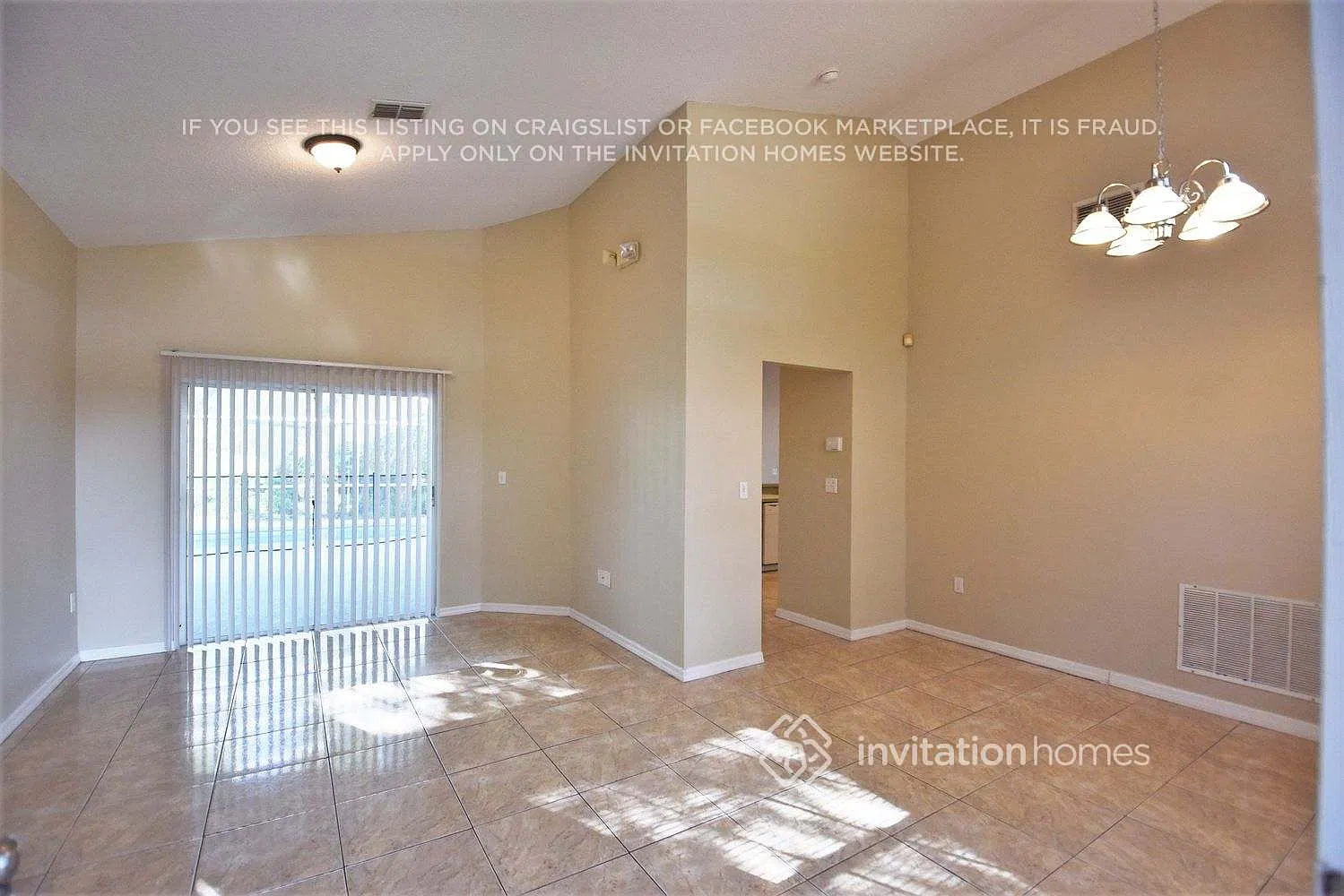 426 Thousand Oaks Blvd Davenport, FL 33896 — Photo 2