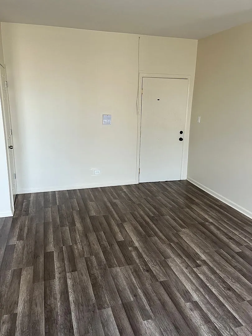 8000 Ashland Holdings LLC — Photo 3