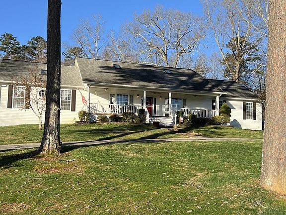 3rd image of 960 Acorn Gap Rd