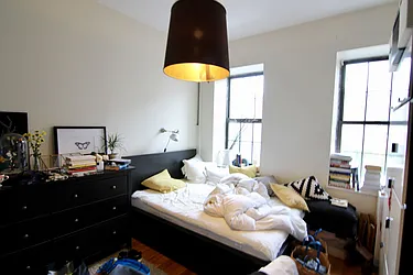 Rented by Lucky Apt Inc