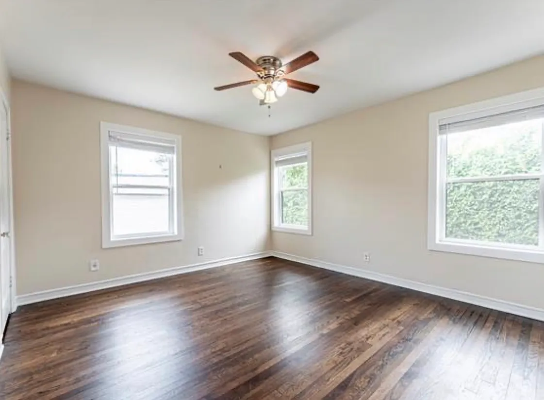 2 bed, 1200 sqft, $2,350 — Photo 3