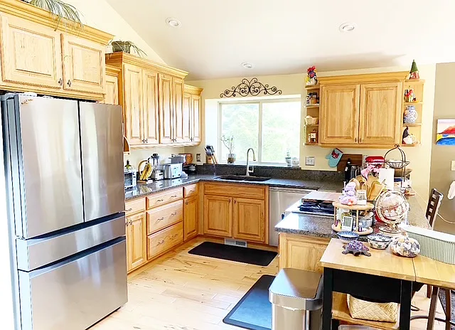 634 NE Dawn Rd — Photo 8
