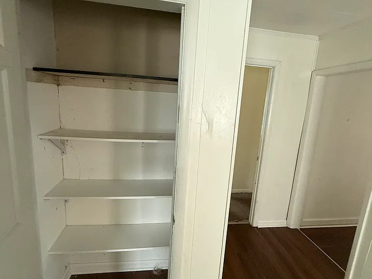 328 W Church St — Photo 18