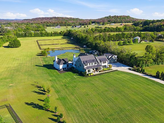 3rd image of 5514 Browns Mill Rd