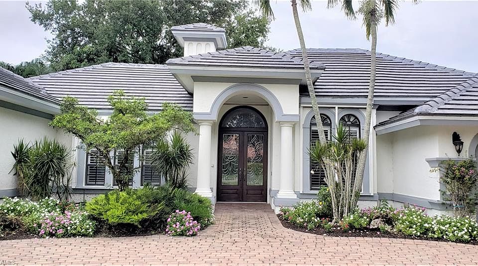 1st image of 815 Bentwood Dr