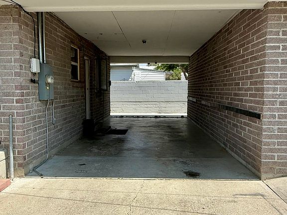 5th image of 100 Pleasant St