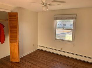 1 Uscg Housing Dr, Jonesport, ME 04649