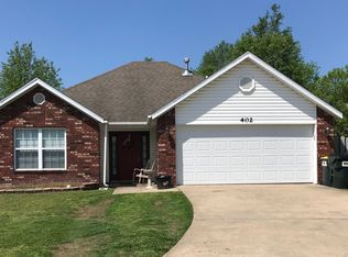 402 Crystal St, Lowell, AR 72745