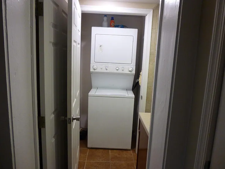 400 Ridge St #B — Photo 11