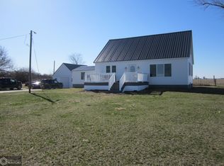 3393 225th St, Oakville, IA 52646