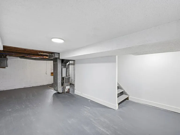 5840 N Meadows Blvd #D — Photo 33