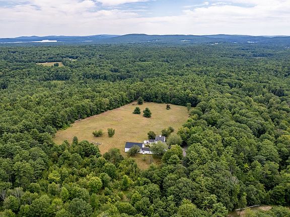2nd image of 84 Clark Road