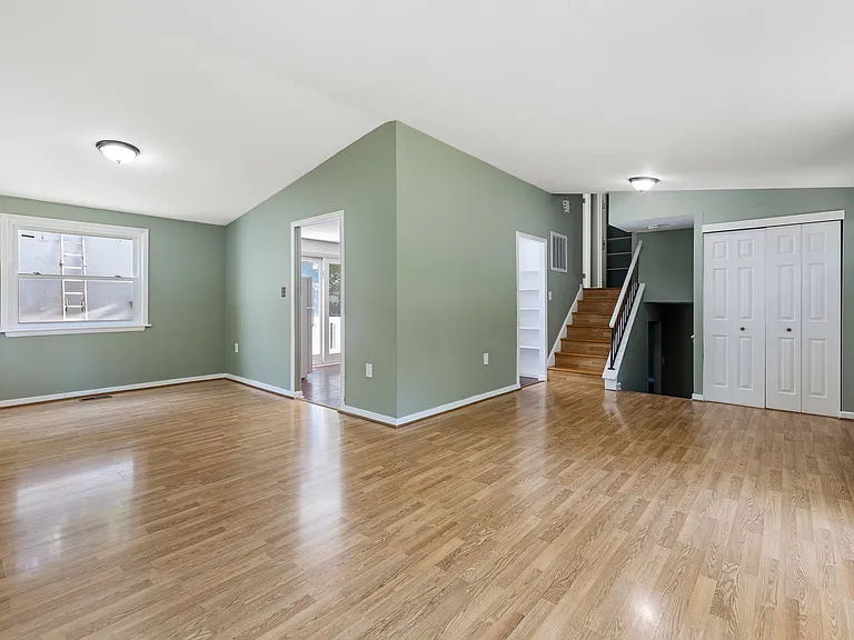 2231 Sanibel Dr — Photo 11