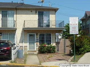 69 Skyline Dr, Staten Island, NY 10304