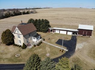 N6850 Pioneer Dr, Fredonia, WI 53021