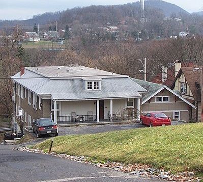 1st image of 901 Braddock Rd APT 1a
