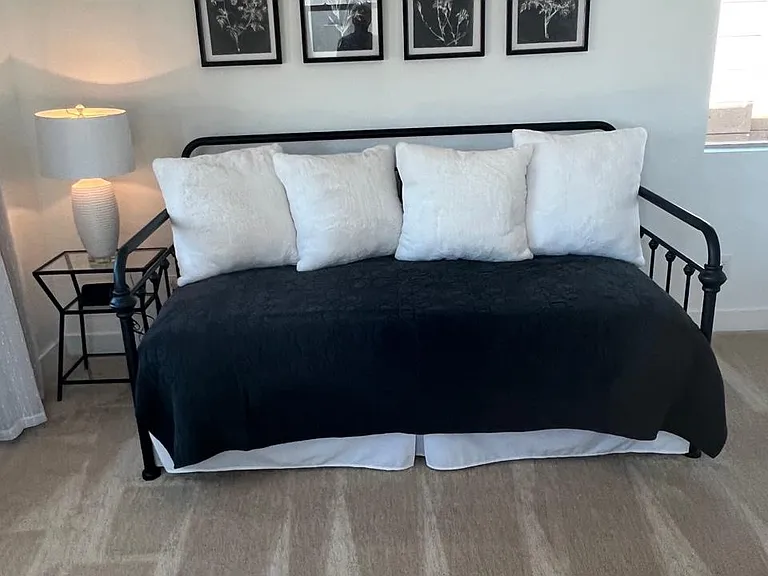 39513 N Hailey Ln — Photo 5