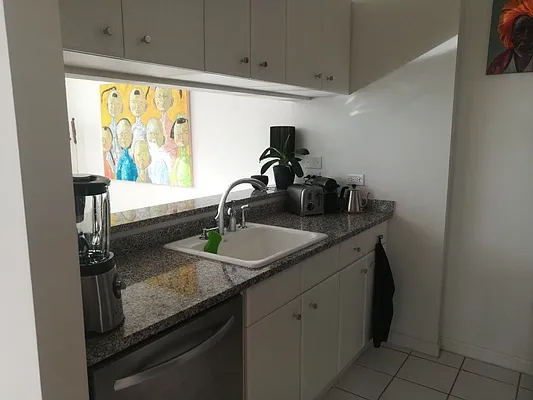 Rented by LL Real Estate Services | media 25