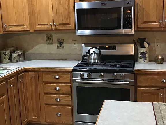 4th image of 4261 Wickliffe Dr