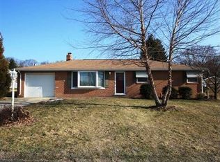106 Whiteoak Dr, York, PA 17406