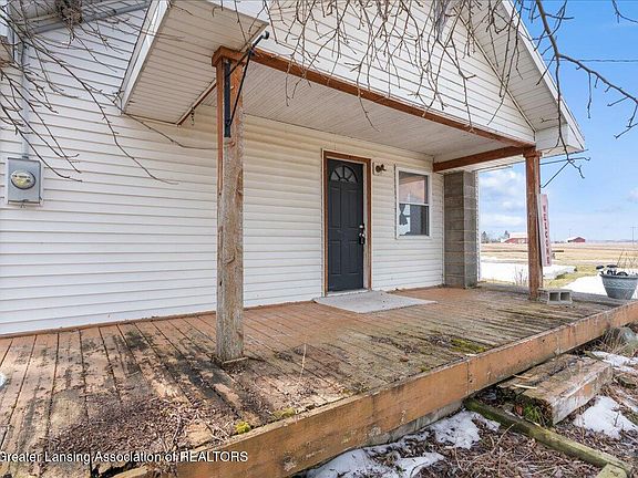 3rd image of 4210 E Hayes Rd