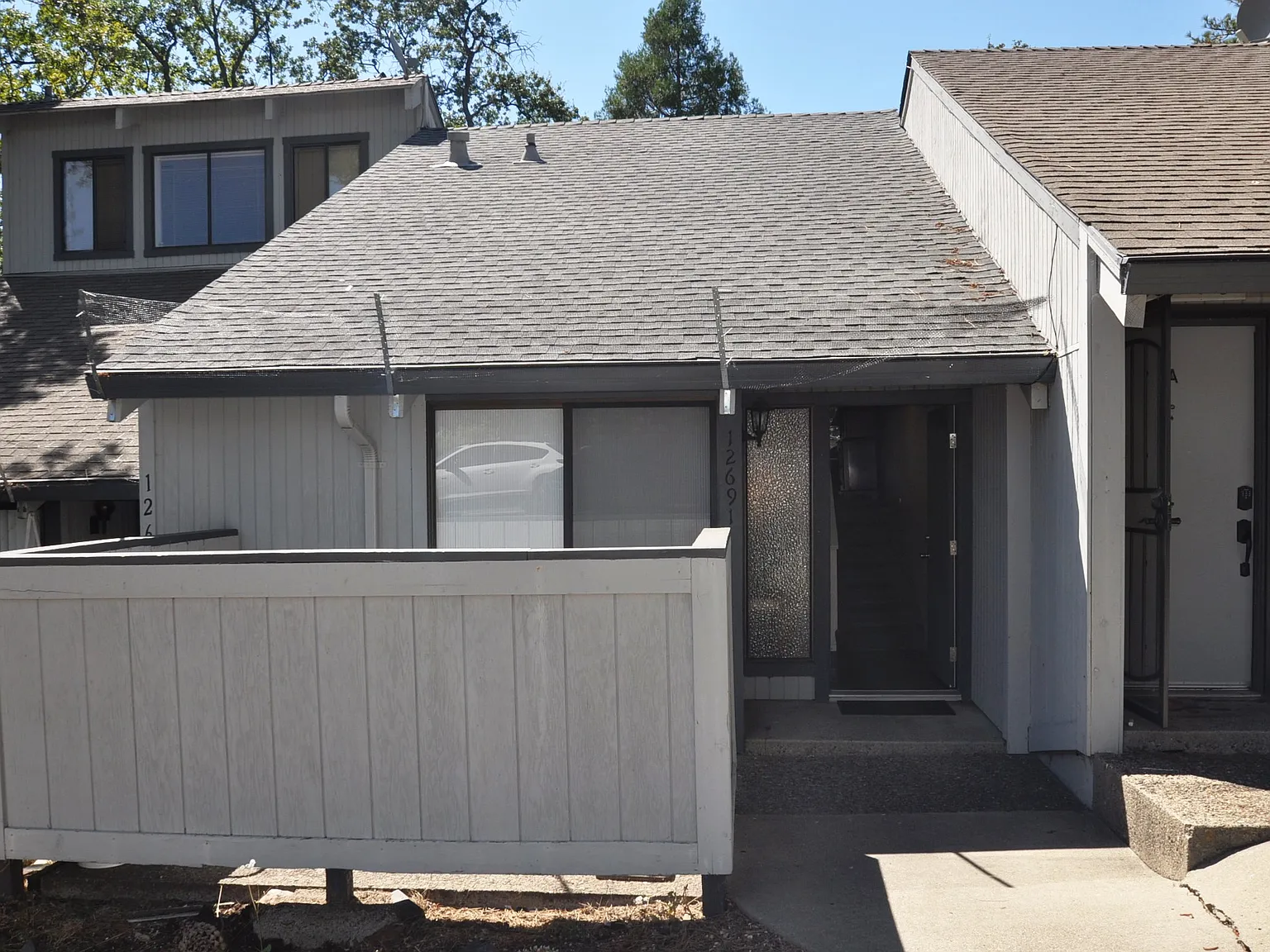 3 bed, 984 sqft, $1,700 — Photo 1
