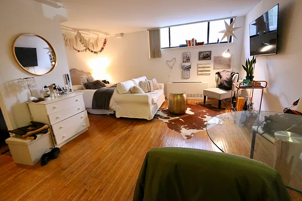 Rented by JM Preston Properties LLC | media 15