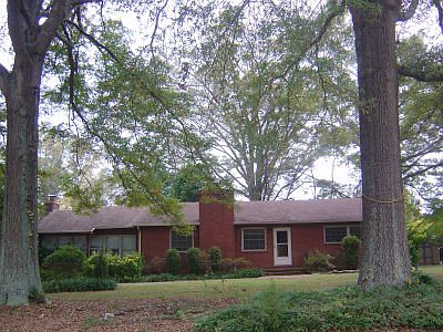 1st image of 6727 Lakeside Dr