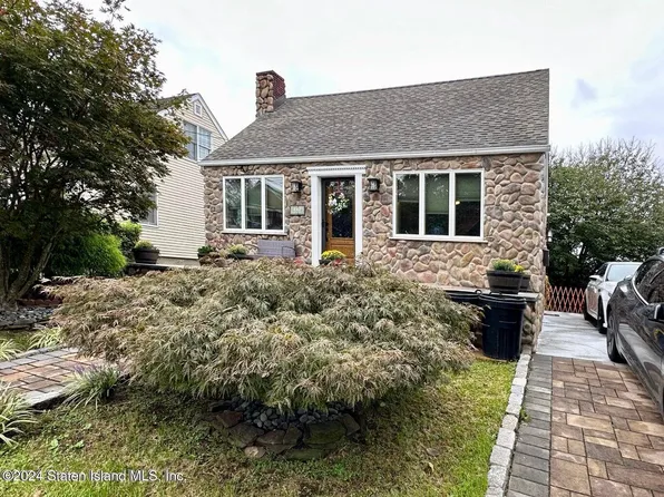 249 Armstrong Ave, Staten Island, NY 10308