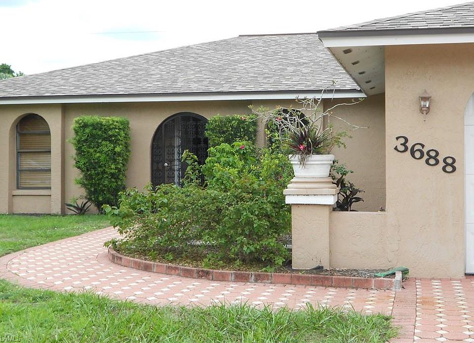 1st image of 3688 Tomlinson St
