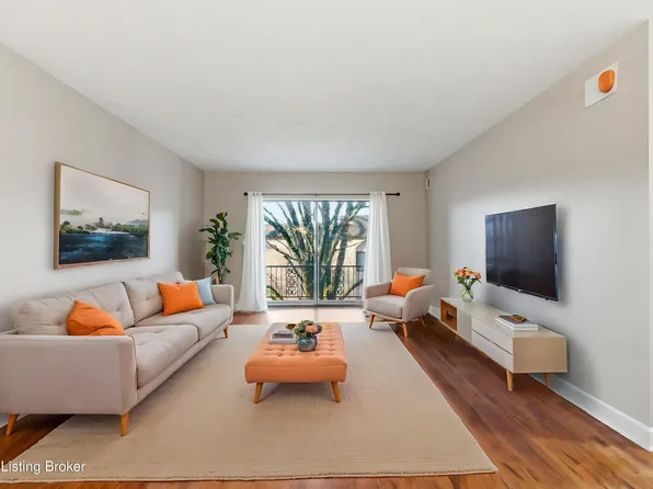 5800 Coach Gate Wynde APT 308, Windy Hills, KY 40207