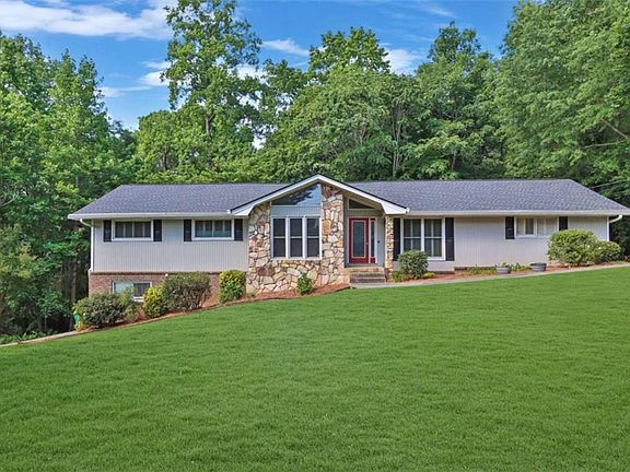 2nd image of 3847 Viking Ct