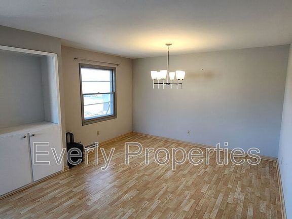 4th image of 10201 W North Ave