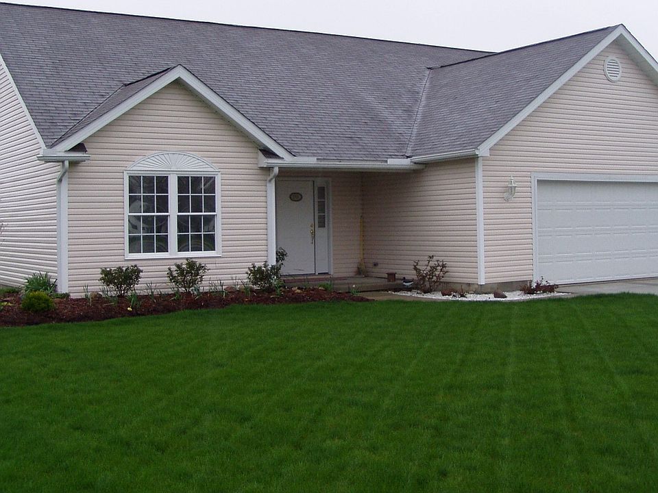 1st image of 2701 Highland Dr