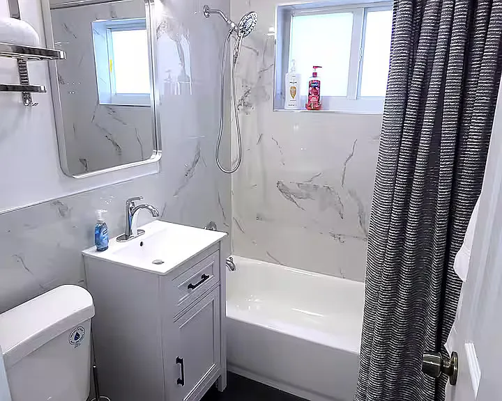 Bathroom with tub