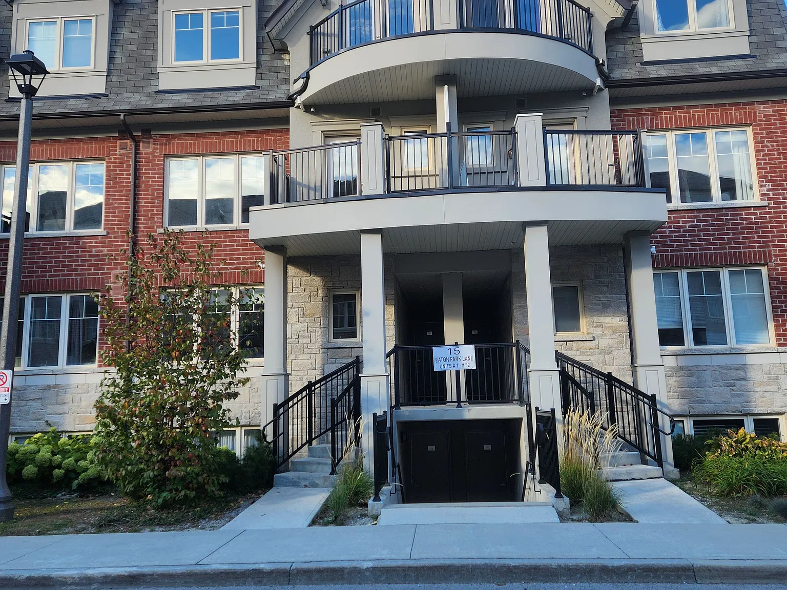 2 bed, $2,750 — Photo 1