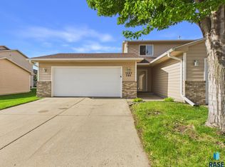 1907 S Sertoma Ave Unit 101, Sioux Falls, SD 57106